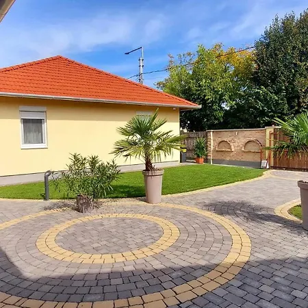 Lexi With Evcharger Apartment *