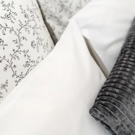 Апартаменты Lexi With Evcharger