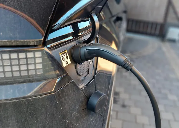 Lexi With Evcharger *