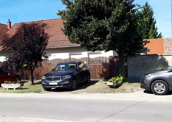 Lexi With Evcharger *