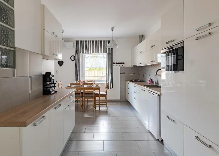 דירה Lexi With Evcharger